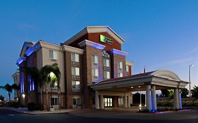 Holiday Inn Express Fresno South